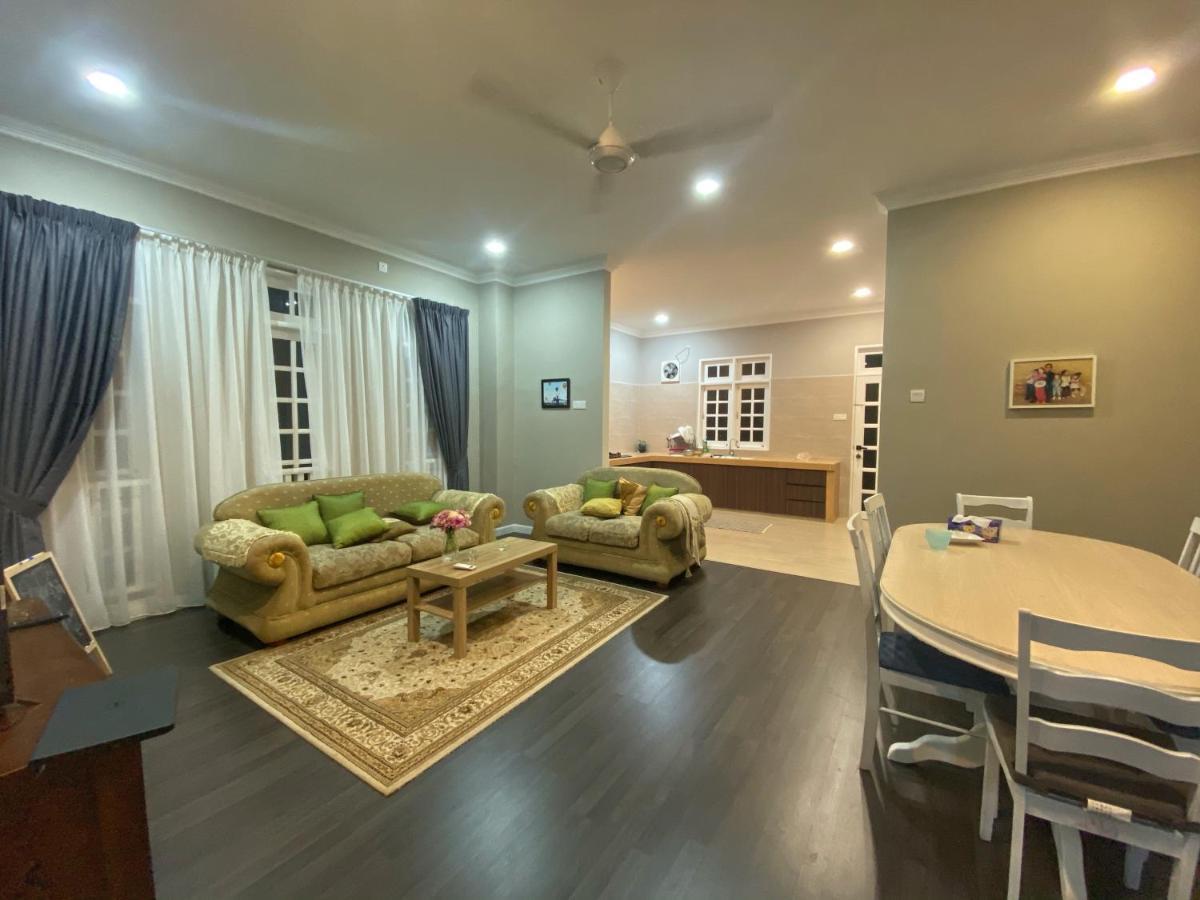 Shafickza Guesthouse Kuala Terengganu Extérieur photo
