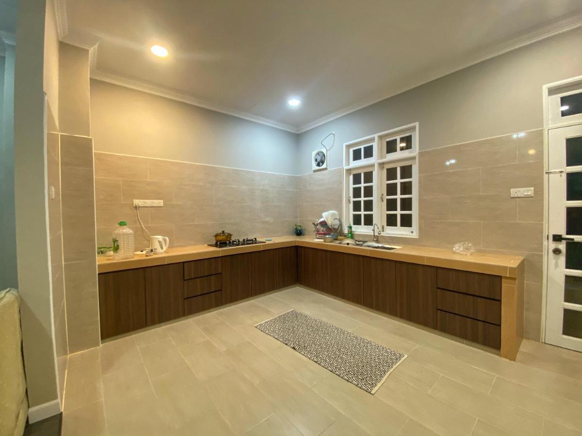 Shafickza Guesthouse Kuala Terengganu Extérieur photo